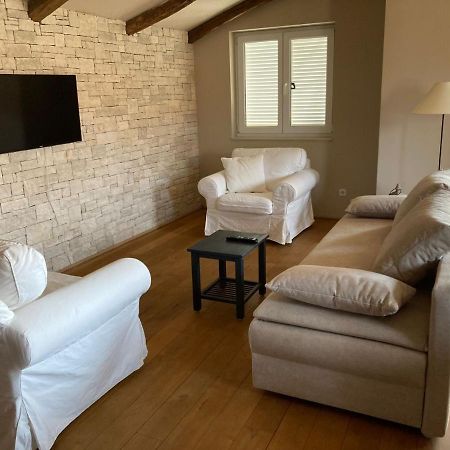 Novigrad Istria Dachgeschoss-Apartment "Andemi" In Istrien מראה חיצוני תמונה
