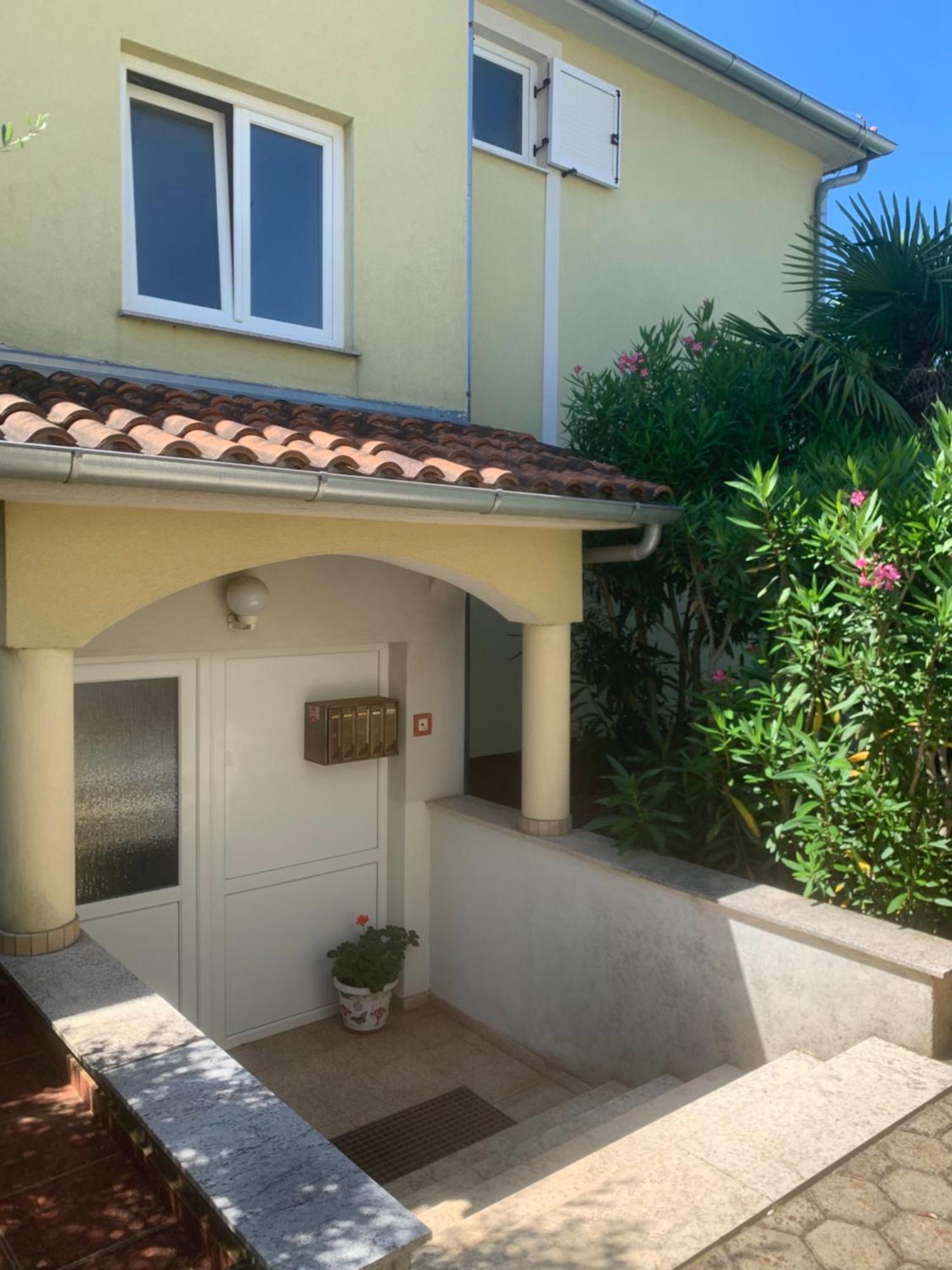 Novigrad Istria Dachgeschoss-Apartment "Andemi" In Istrien מראה חיצוני תמונה