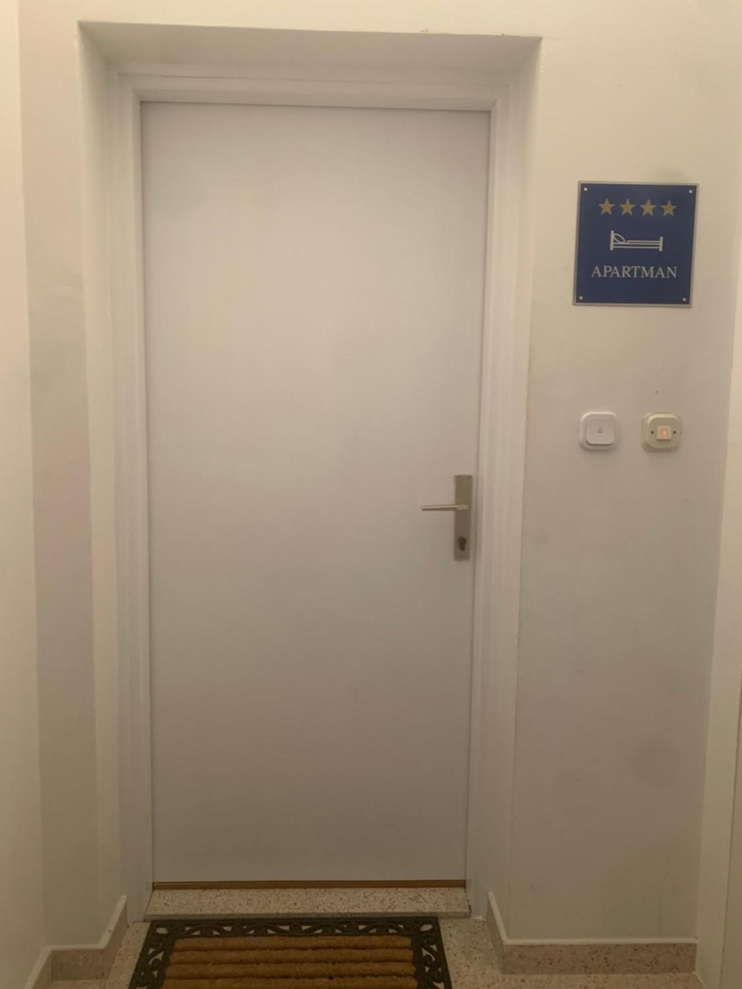 Novigrad Istria Dachgeschoss-Apartment "Andemi" In Istrien מראה חיצוני תמונה