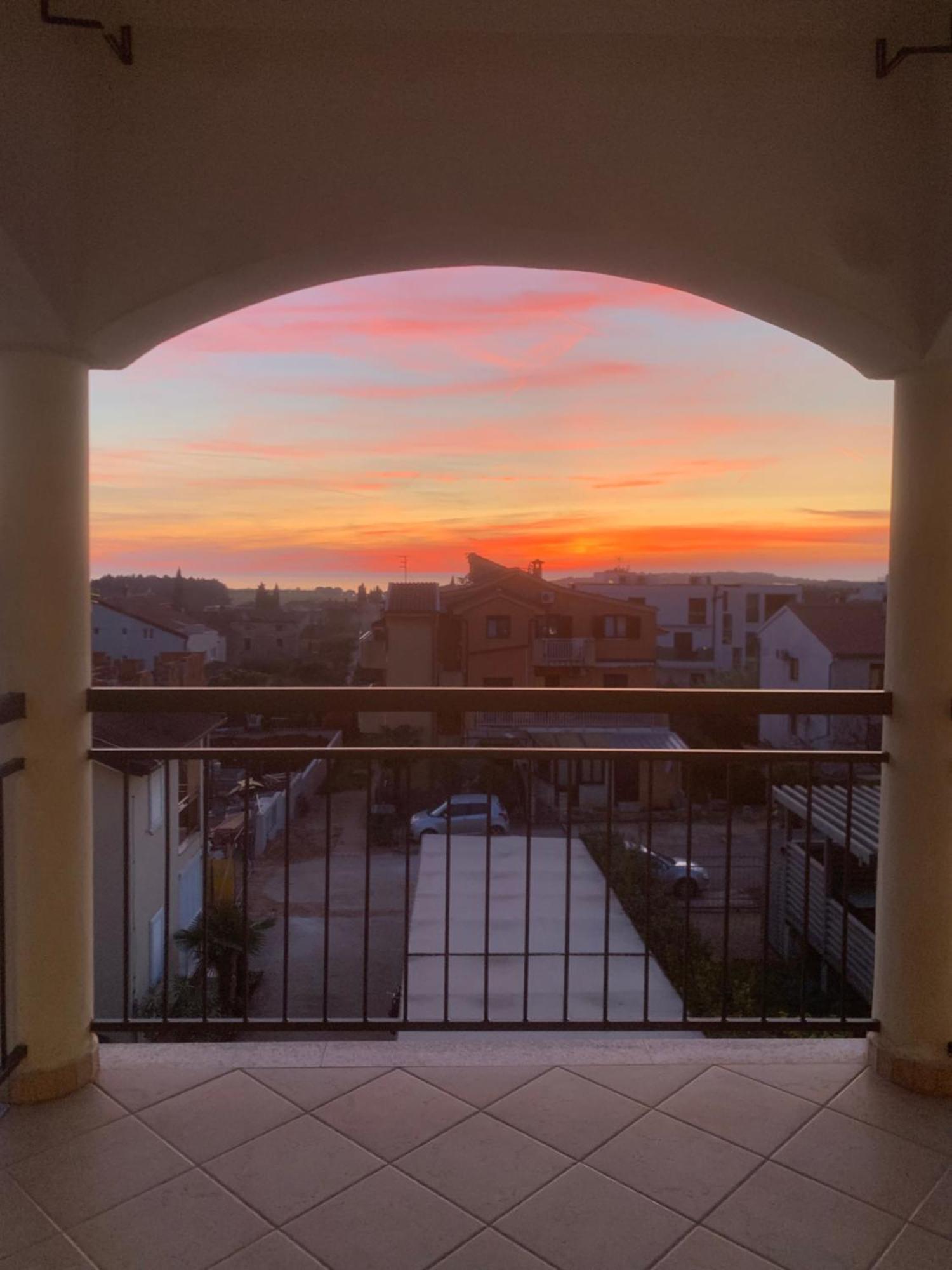 Novigrad Istria Dachgeschoss-Apartment "Andemi" In Istrien מראה חיצוני תמונה